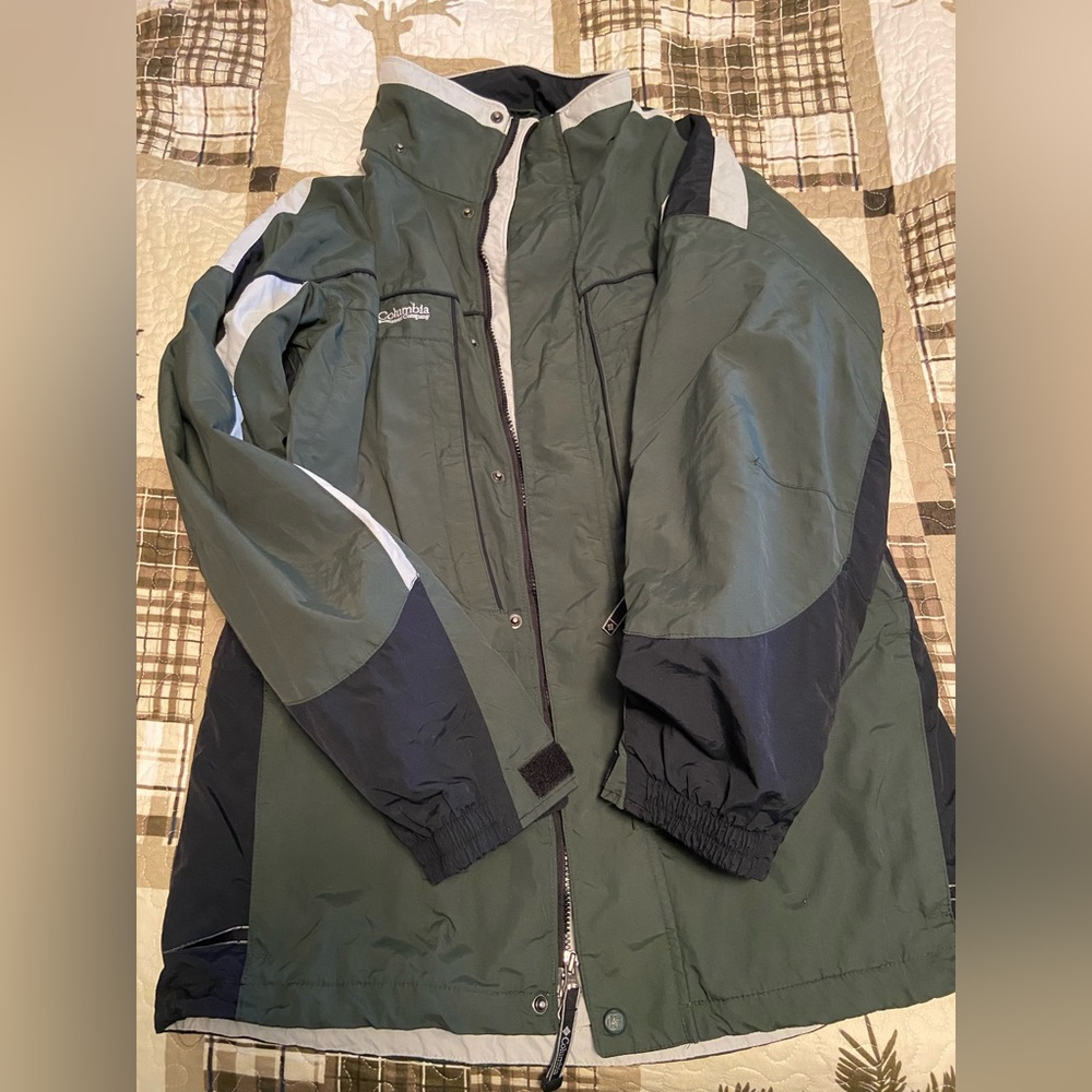 Columbia Sportswear Company Men’s Core Interchange Jacket (Medium)